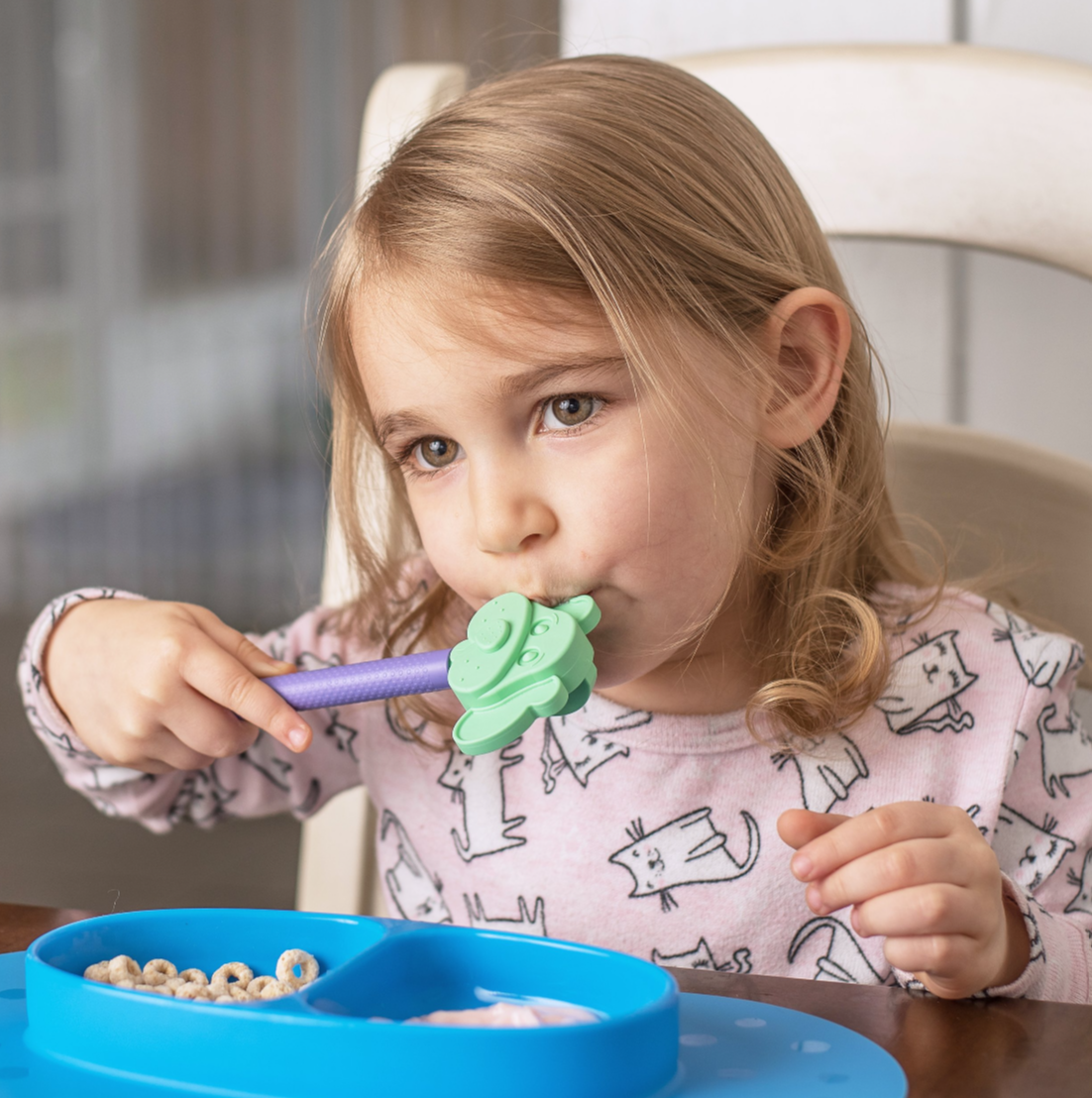 Child using ARK Animal Tip during therapy – NDIS-eligible sensory tool for oral motor input and engagement